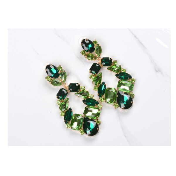 Κρεμαστά σκουλαρίκια με πετράδια