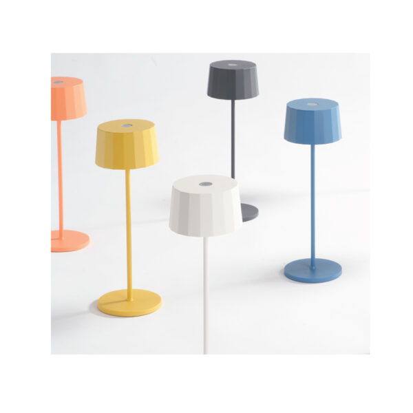 Επιτραπέζιο Φωτιστικό LED LOGICA